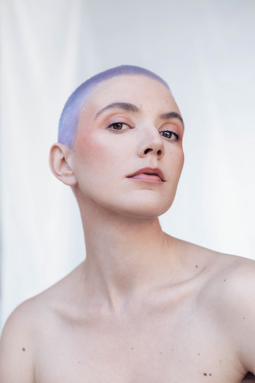 Autoportrait aux Lilas
